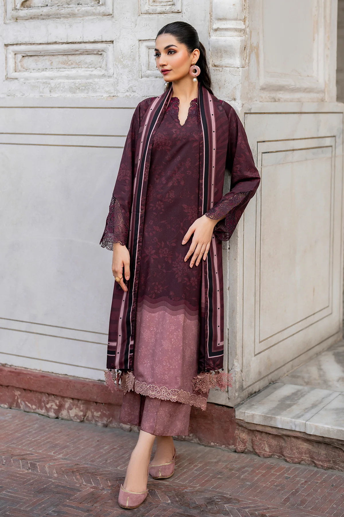 EMBROIDERED KHADDAR UF-721 - Image 3